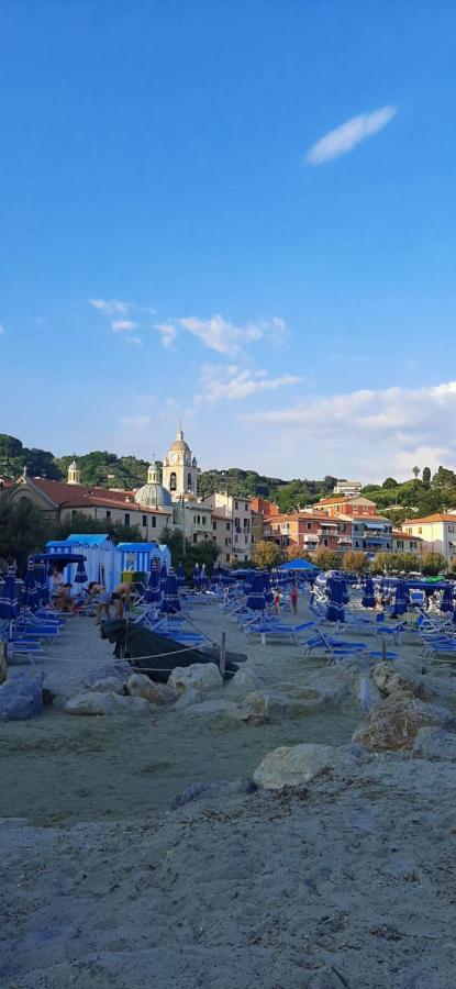 L'Angolo D'Amare Lerici Exteriör bild