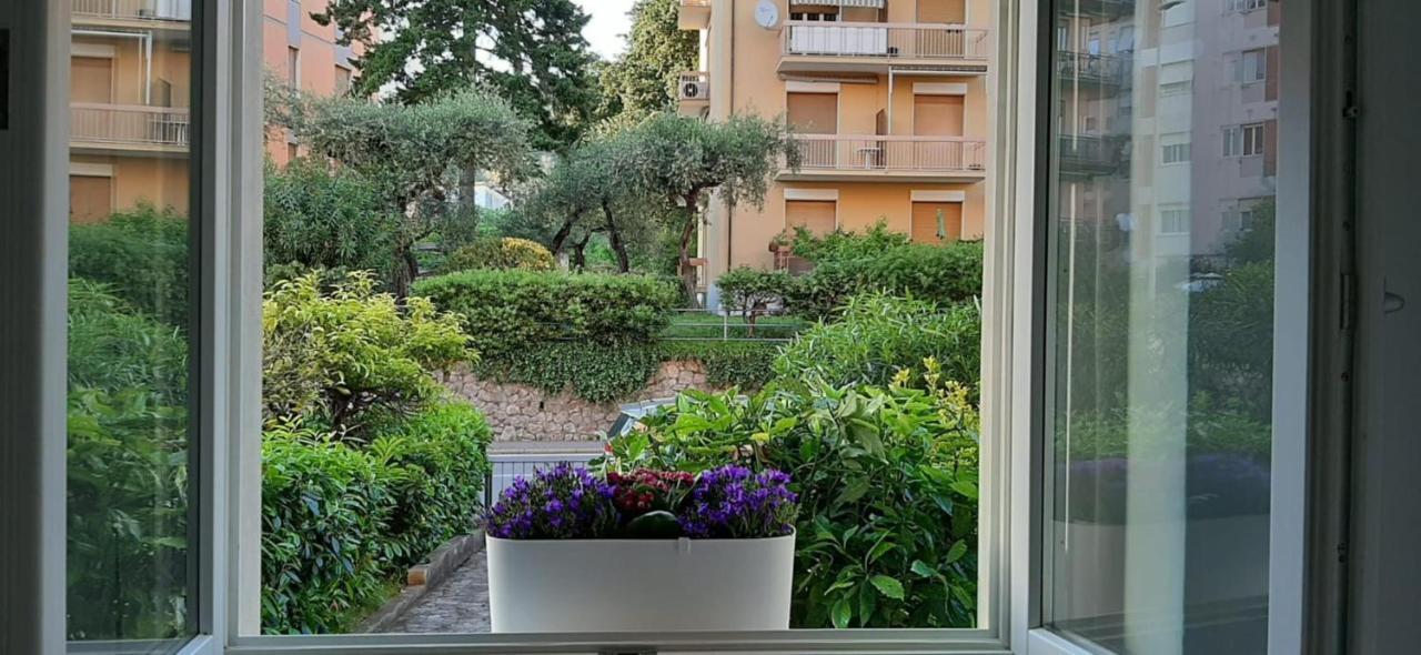 L'Angolo D'Amare Lerici Exteriör bild